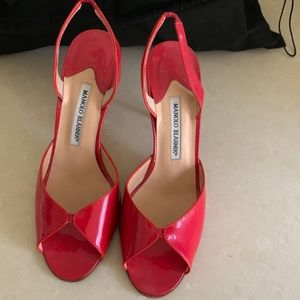Manolo Blahnik - red